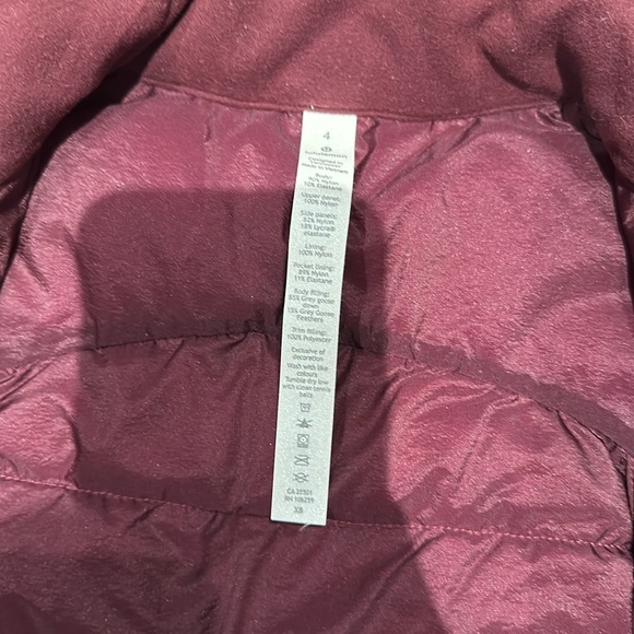 Lululemon down vest burgundy colour. - Picture 3 of 5
